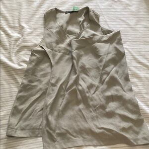 Women's Sleeveless Tan Top